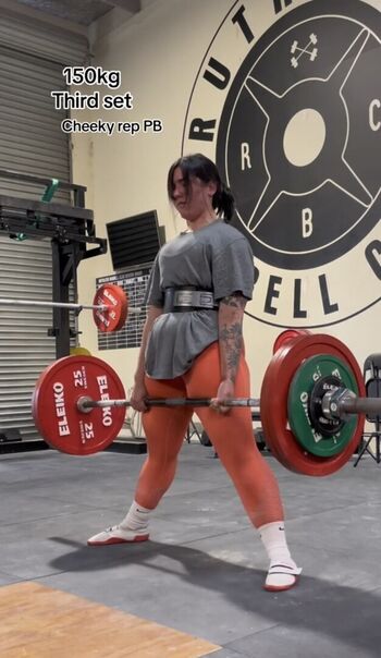 Full leaked Strong and curvy women private onlyfans photo