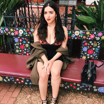 Full leaked Stylinbyaylin private photo