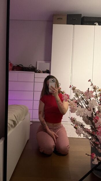 Full leaked Su balci private photo