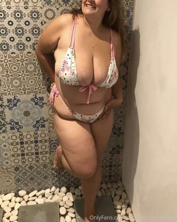 Full leaked Substantialknockers private photo