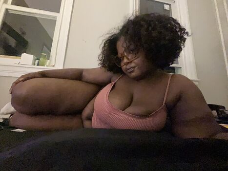 Full leaked Succubusmiaa private photo