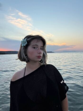 Full leaked Sude elmas private photo