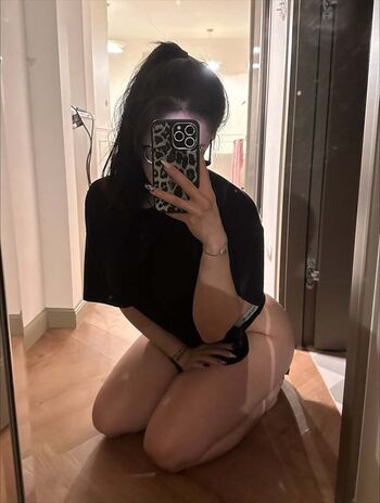 Full leaked Sudemwah private photo