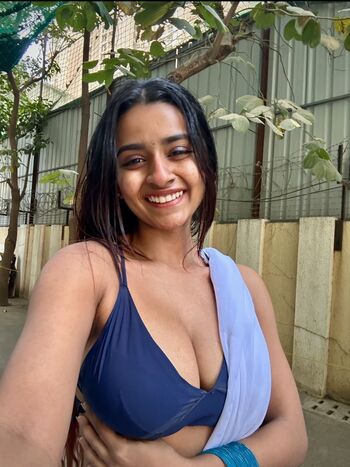 Full leaked Suhana khan private onlyfans photo