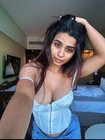 Full leaked Suhana khan private onlyfans photo