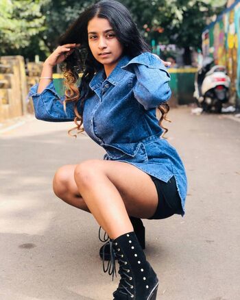 Full leaked Suhana khan page private photo