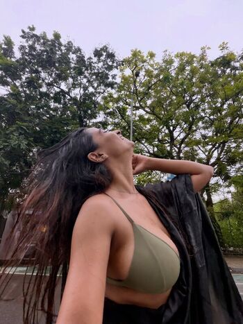 Full leaked Suhana khan private photo