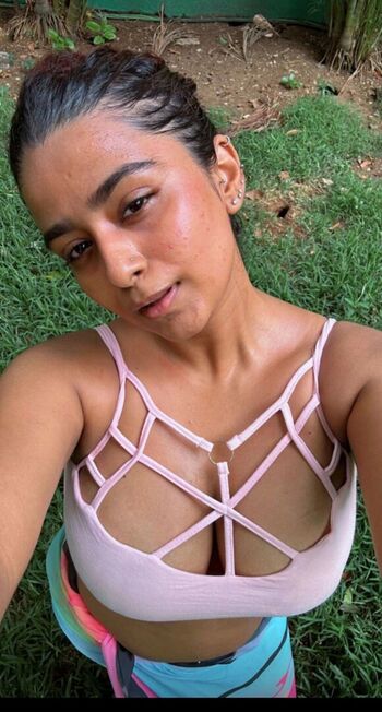 Full leaked Suhana khan private photo