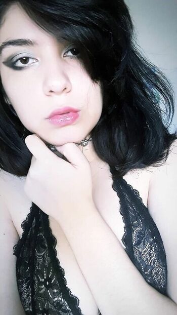 Full leaked Suji cold private photo
