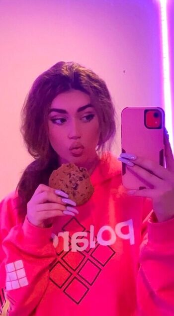 Full leaked Sukashawty private photo