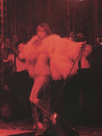 Full leaked Suki waterhouse page private onlyfans photo