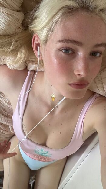 Full leaked Summer dirx private photo