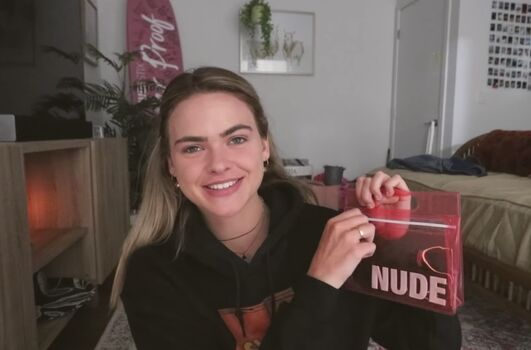 Full leaked Summer mckeen private onlyfans photo