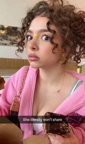 Full leaked Sundaykalogera private onlyfans photo