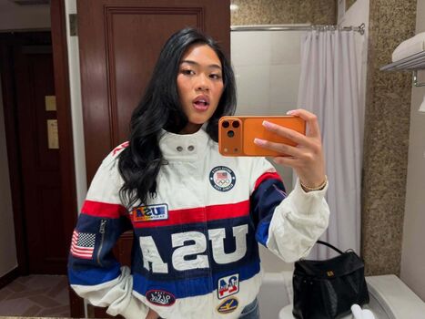 Full leaked Suni lee page private onlyfans photo