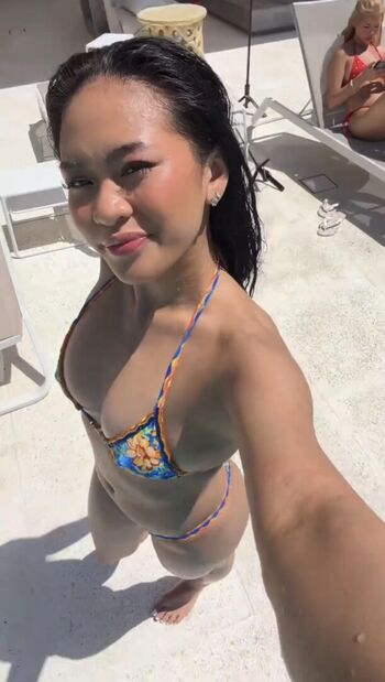 Full leaked Suni lee page private onlyfans photo