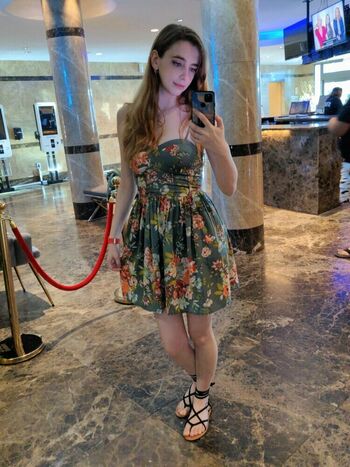 Full leaked Sunlitskye private photo