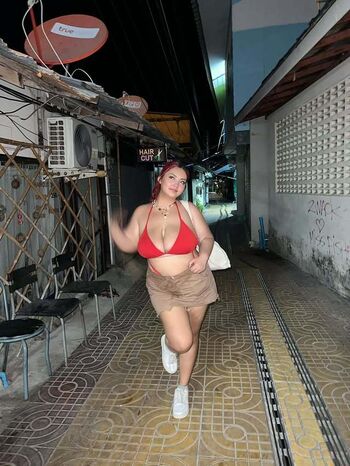 Full leaked Sunnaleerhunder private photo