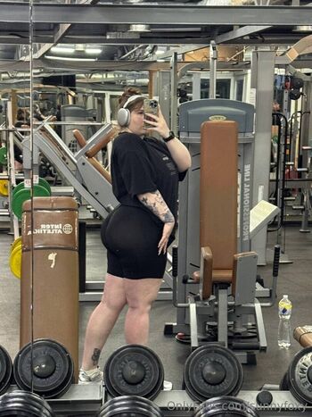 Full leaked Sunny foxy private photo
