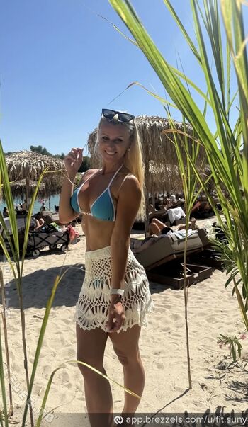 Full leaked Sunyyy private photo