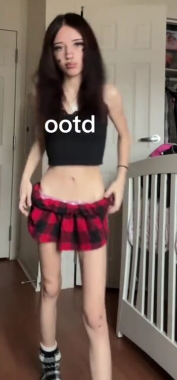 Full leaked Super skinny models private onlyfans photo