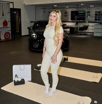 Full leaked Supercar layla private photo