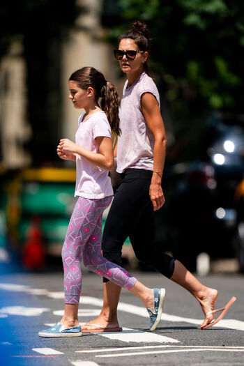 Full leaked Suri cruise private photo
