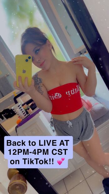 Full leaked Surrahella private onlyfans photo