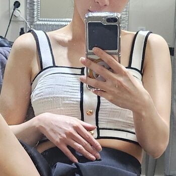 Full leaked Suyeoniiii private photo