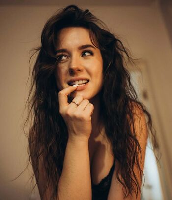 Full leaked Svitlyarka private onlyfans photo