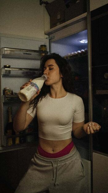 Full leaked Svitlyarka private onlyfans photo