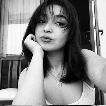 Full leaked Swanda nara private onlyfans photo