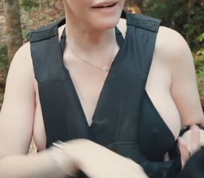 Full leaked Swebliss private onlyfans photo