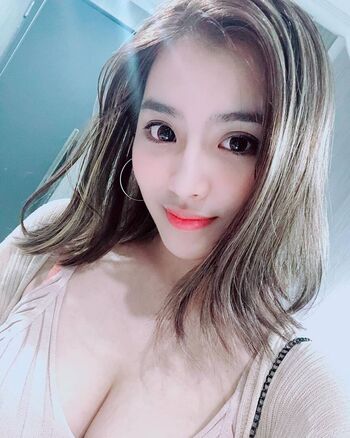 Full leaked Sweet private onlyfans photo