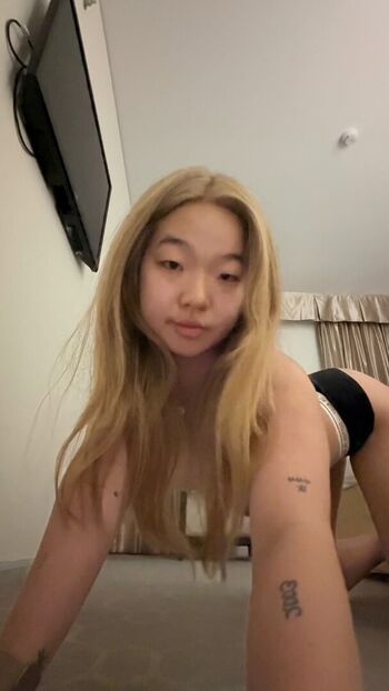 Full leaked Sweetasianchick private onlyfans photo