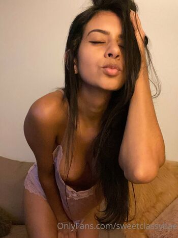 Full leaked Sweetclassybae private photo