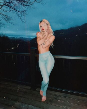 Full leaked Sweetdistortion private photo