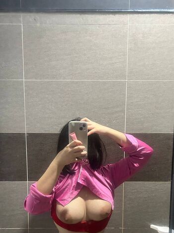 Full leaked Sweetidna private photo