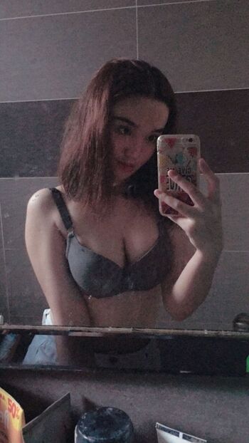 Full leaked Sweetidna private photo