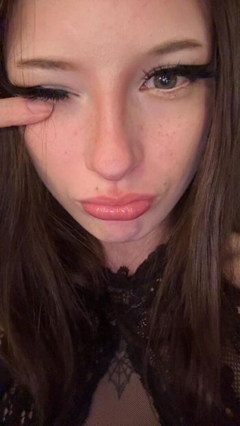 Full leaked Sweetlypearll private onlyfans photo