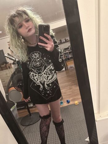 Full leaked Sweetpetites private onlyfans photo