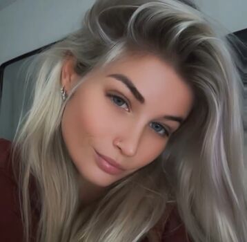 Full leaked Sweetskinn private photo