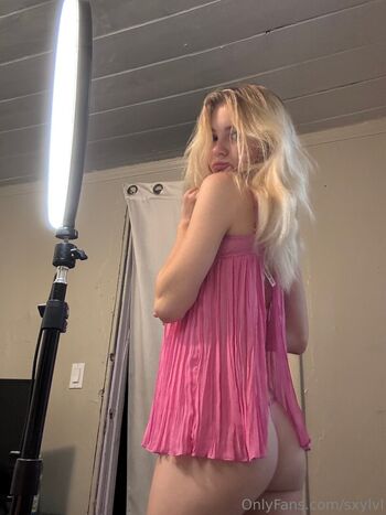 Full leaked Sxylvl private onlyfans photo