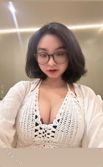 Full leaked Syasyachan private photo