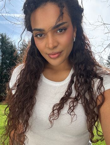 Full leaked Sydeon private onlyfans photo