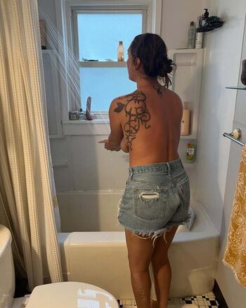 Full leaked Sydlovie private onlyfans photo