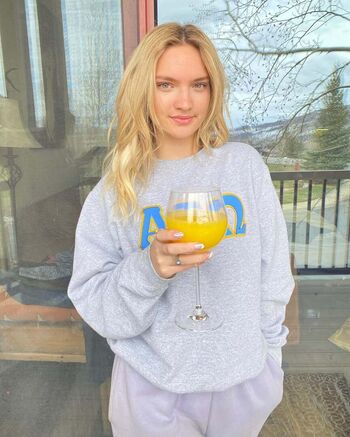 Full leaked Sydney calhoun page private onlyfans photo