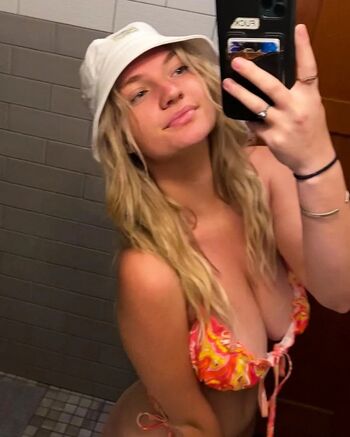 Full leaked Sydney calhoun page private onlyfans photo