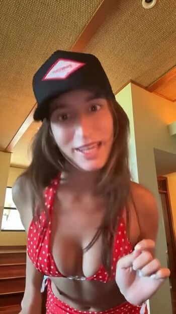 Full leaked Sydney costello private photo