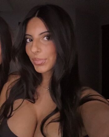 Full leaked Sydney monello page private photo